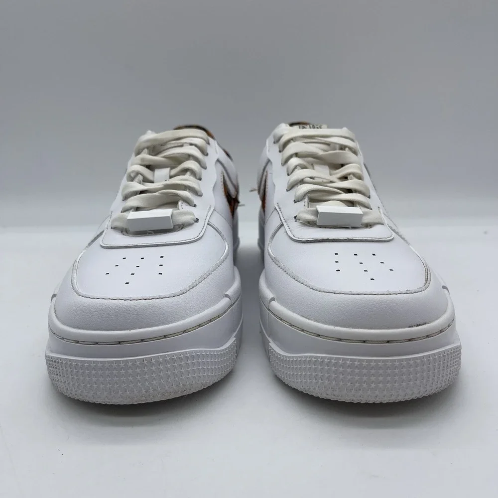Nike some look